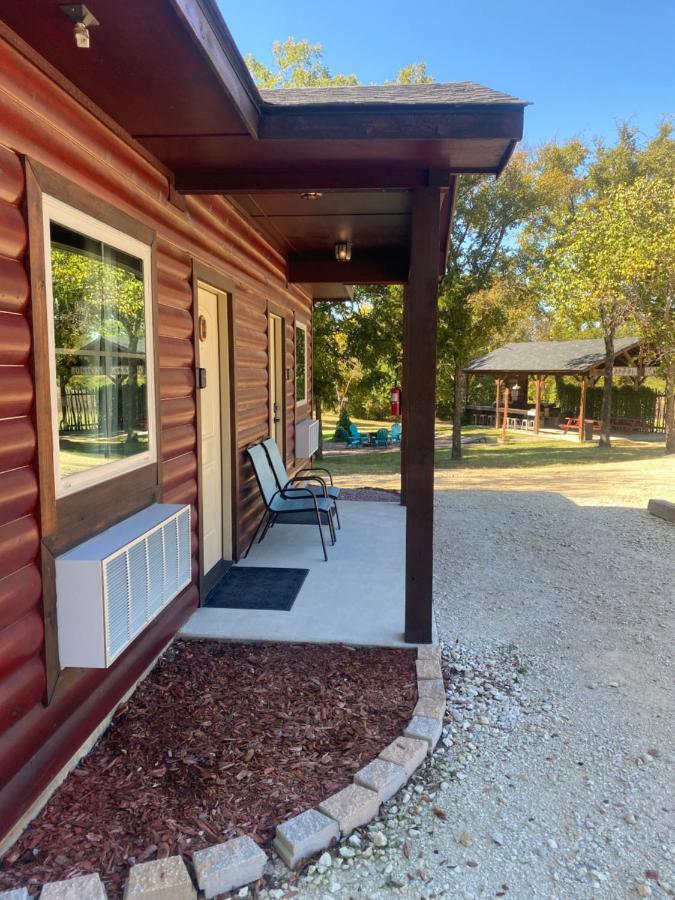 The Woods Lodging Kingston 外观 照片