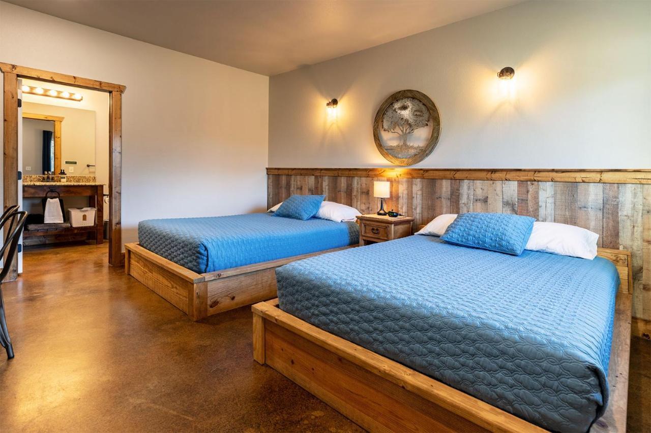The Woods Lodging Kingston 外观 照片